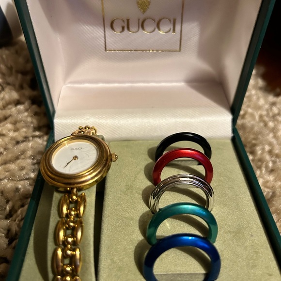 GUCCI Change bezel Watches 1100-L Plated Gold Quartz Analog display Women ... - Picture 2 of 3